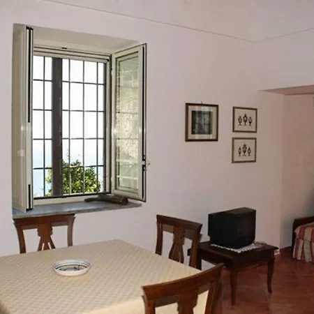Il Limoneto Apartment *